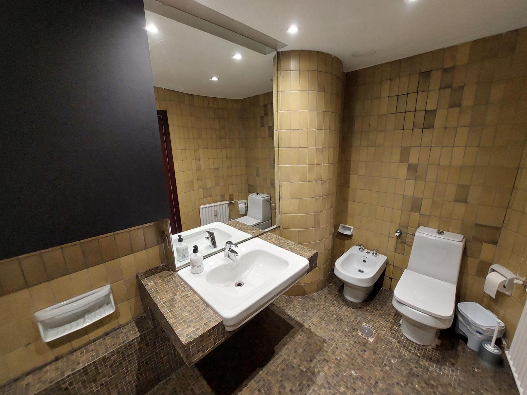 Coliving Corazon, Madrid Hotel Ngoại thất bức ảnh